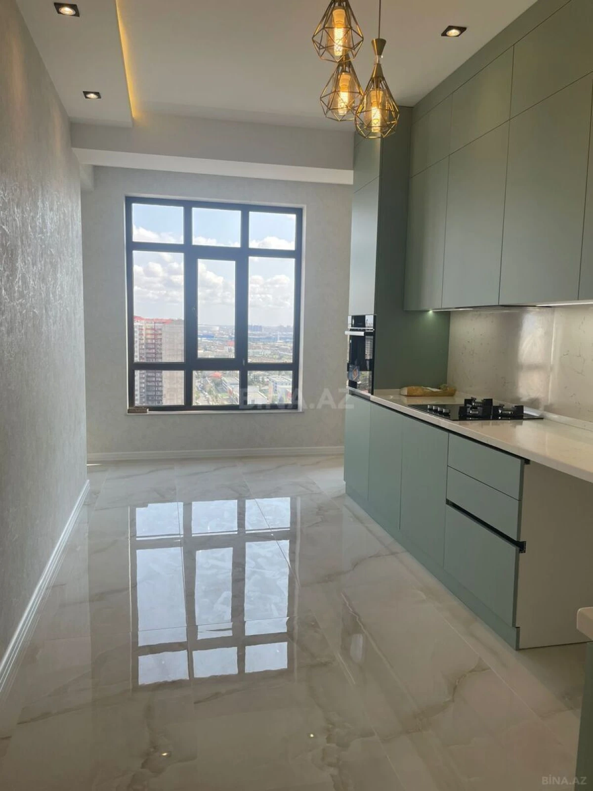Satılır 3 otaqlı mənzil 100 m²