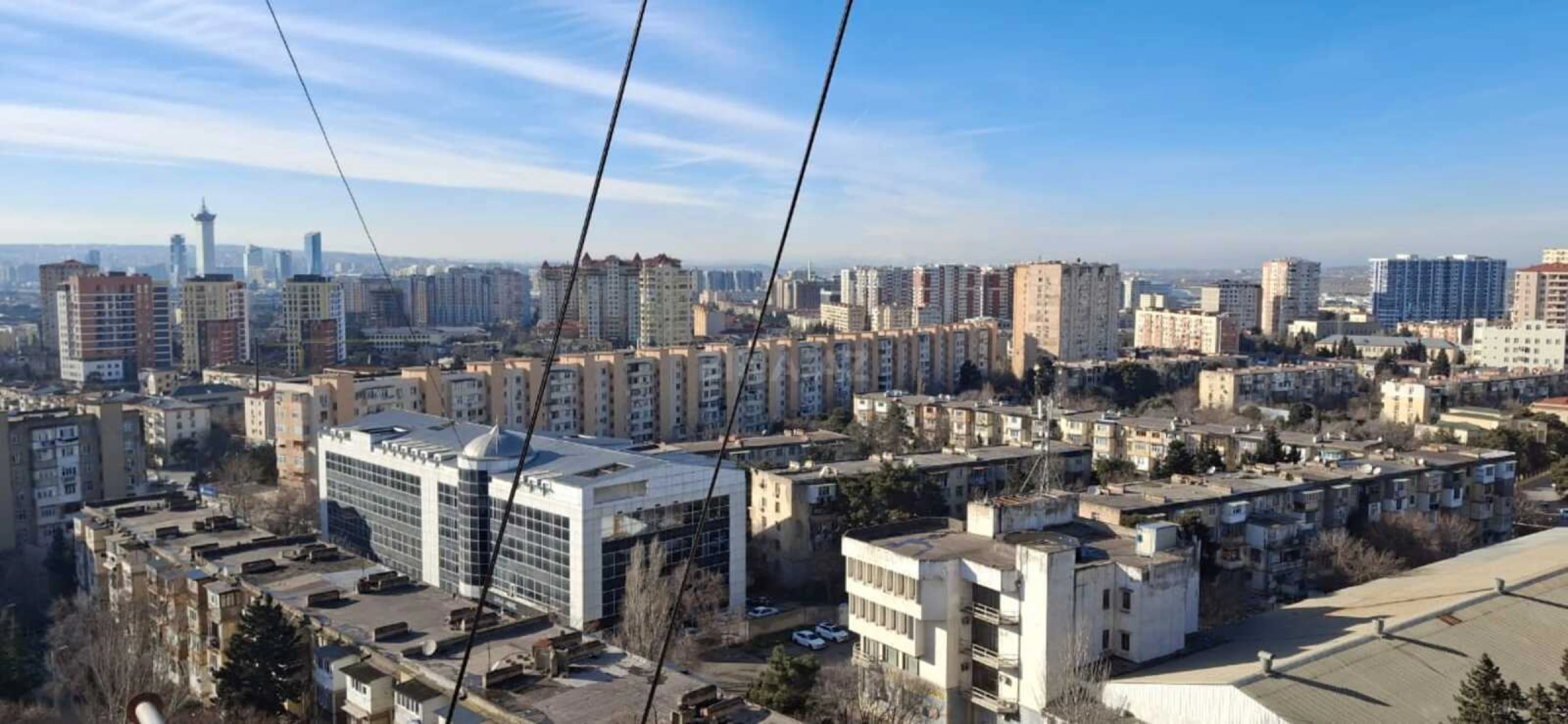 Satılır 2 otaqlı mənzil 105 m²
