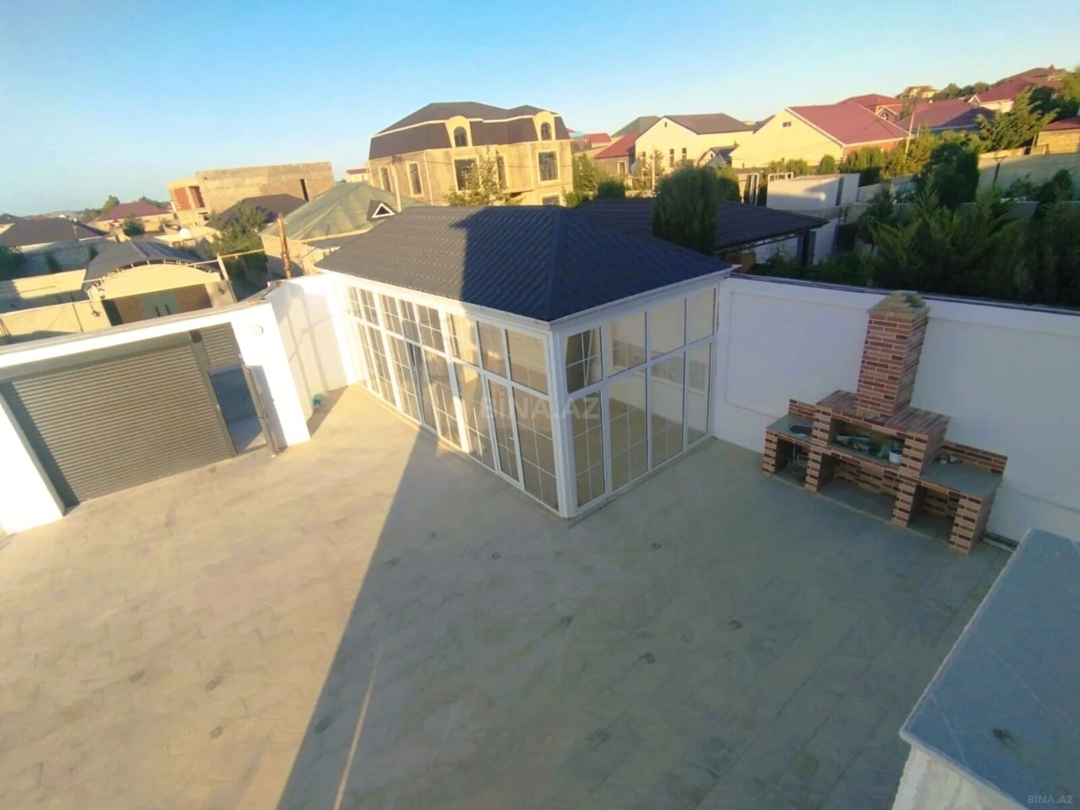 Satılır 5 otaqlı həyət evi 270 m²