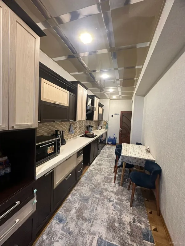 Satılır 2 otaqlı mənzil 90 m²