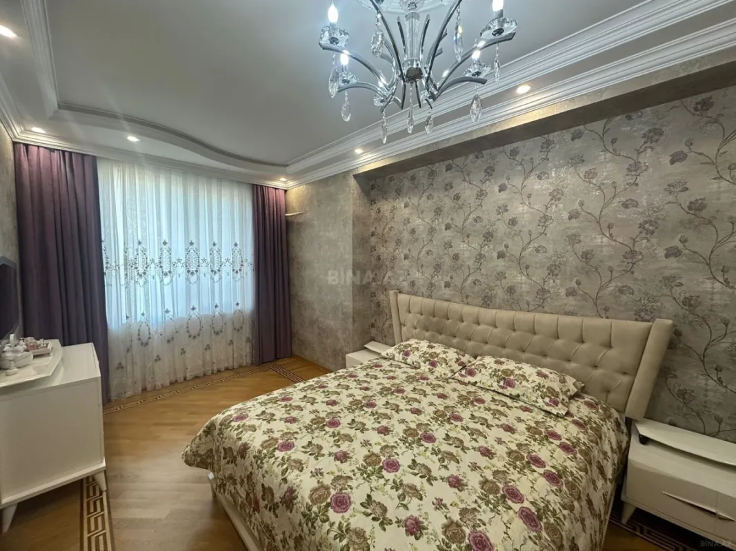 Satılır 2 otaqlı mənzil 90 m²
