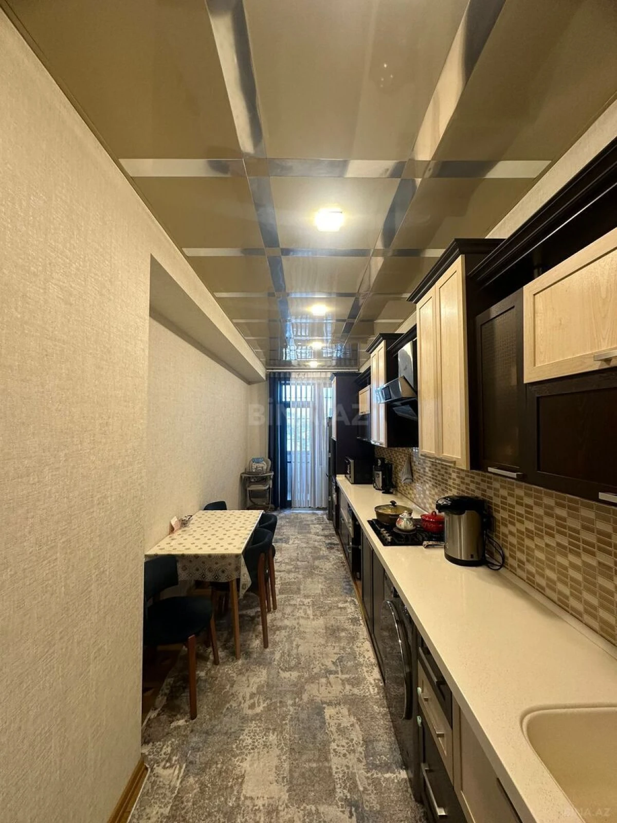 Satılır 2 otaqlı mənzil 90 m²