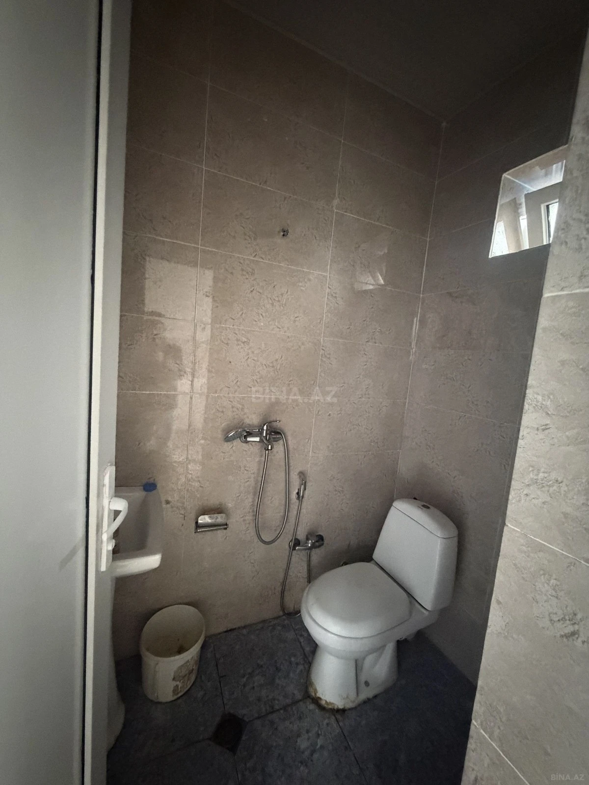 Satılır 1 otaqlı həyət evi 40 m²