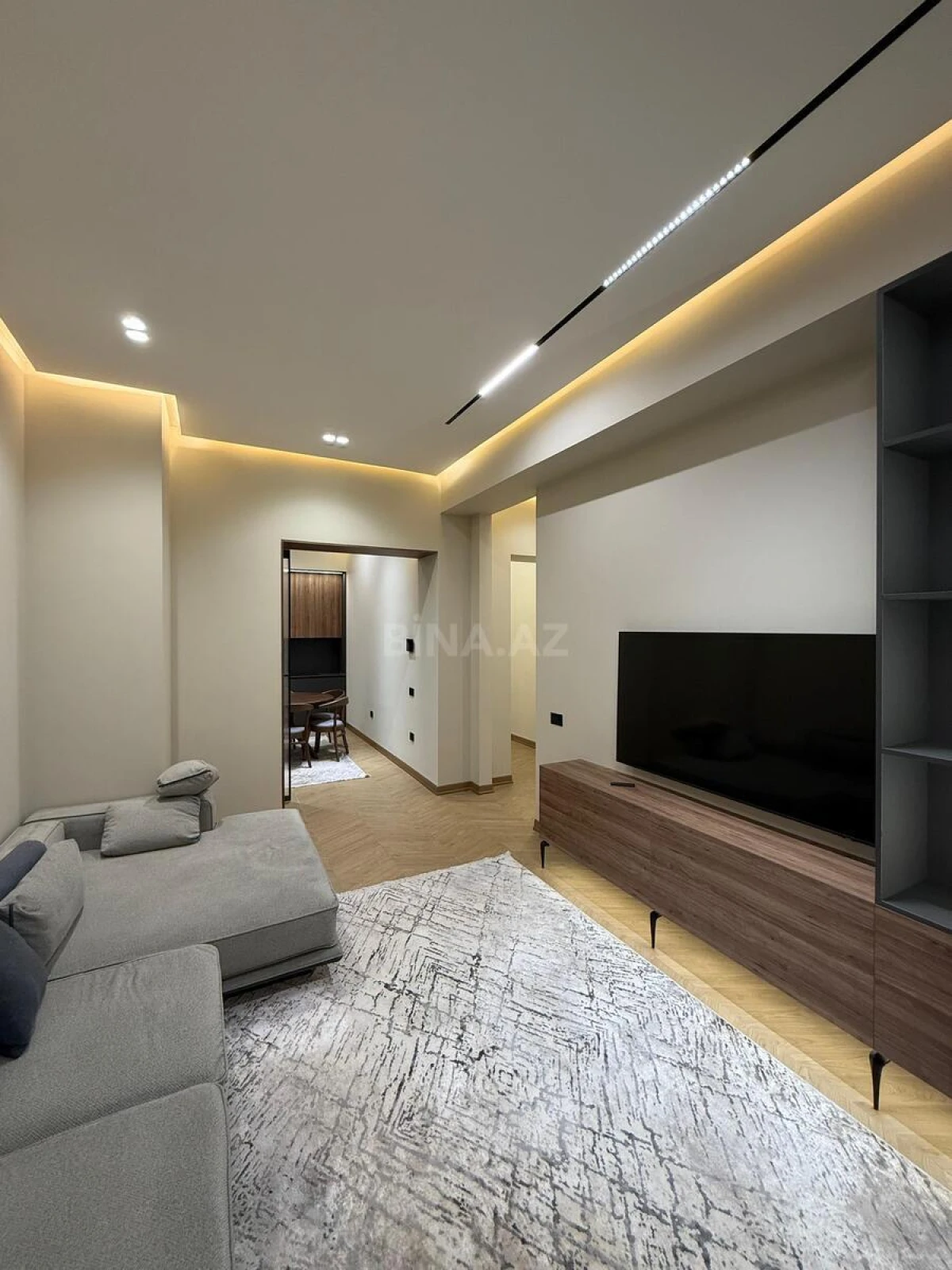 Satılır 2 otaqlı mənzil 65 m²