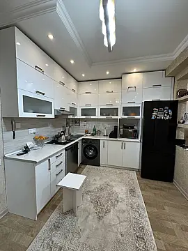 Satılır 2 otaqlı mənzil 63 m²