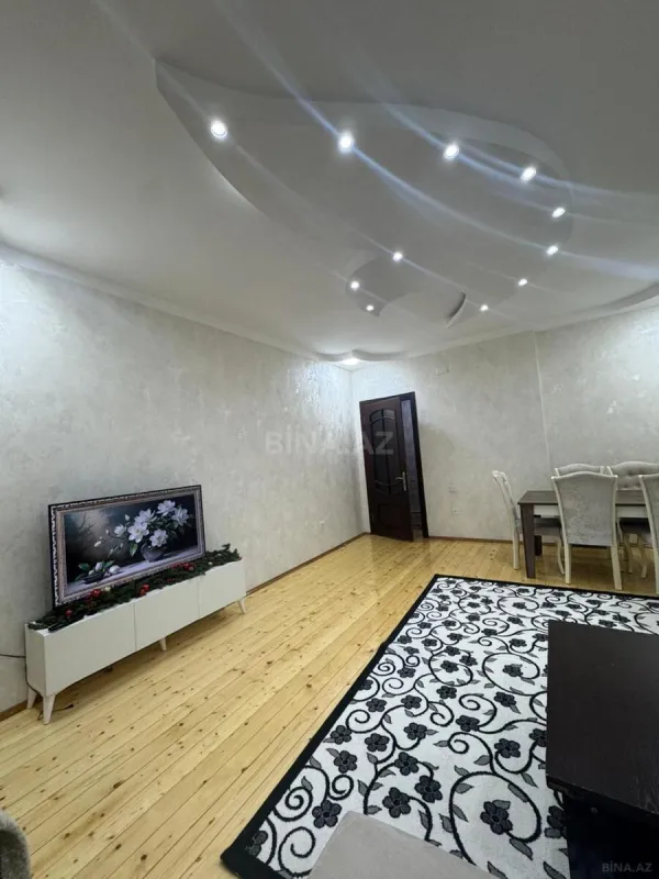 Satılır 2 otaqlı mənzil 90 m²