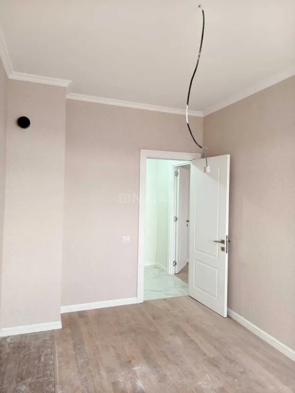 Satılır 2 otaqlı mənzil 73 m²