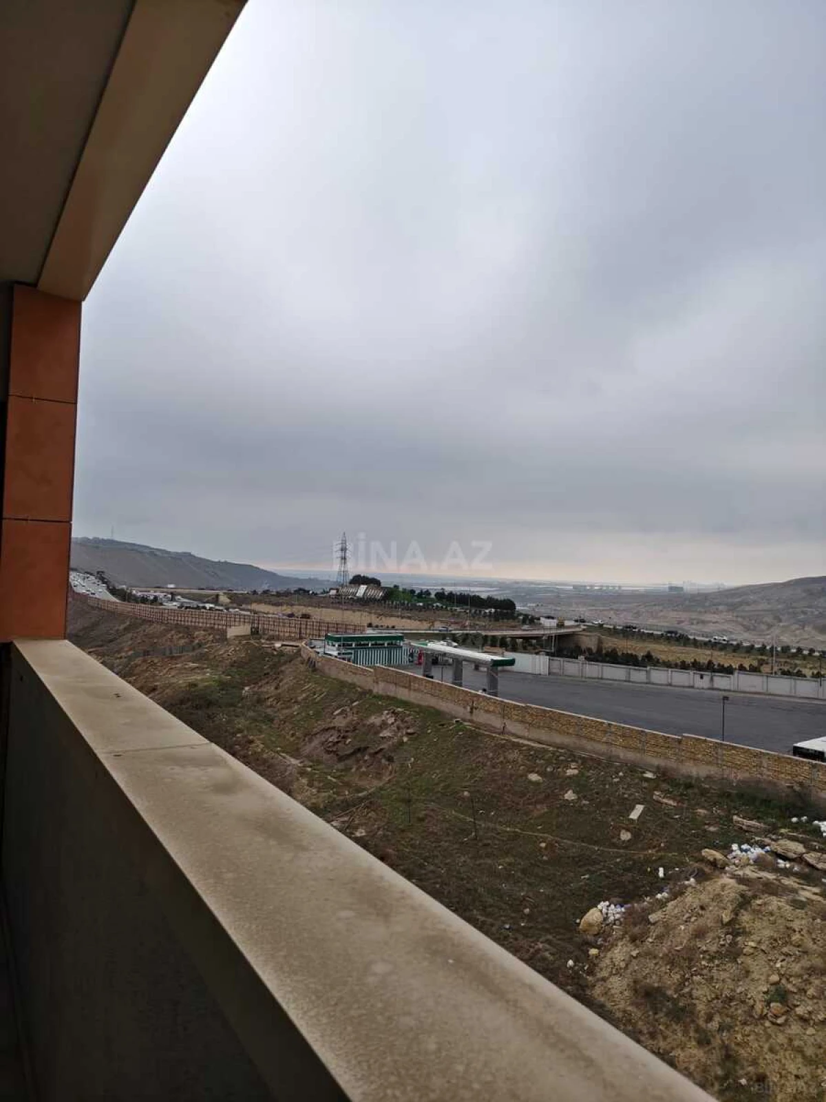 Satılır 2 otaqlı mənzil 73 m²