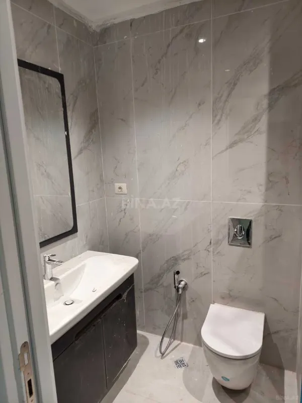 Satılır 2 otaqlı mənzil 73 m²