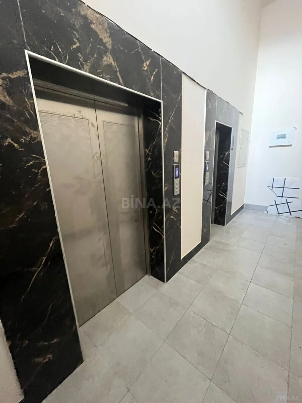 Satılır 3 otaqlı mənzil 112.2 m²