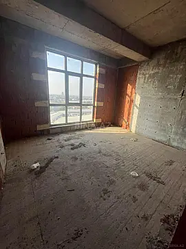 Satılır 3 otaqlı mənzil 112.2 m²