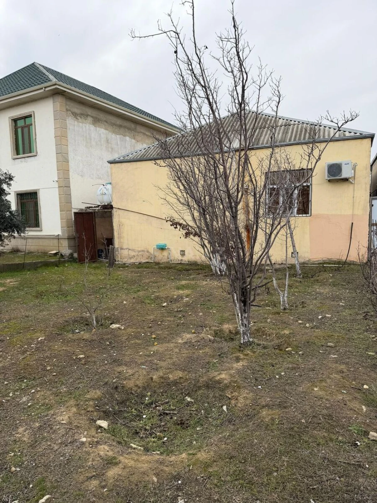 Satılır 3 otaqlı həyət evi 120 m²