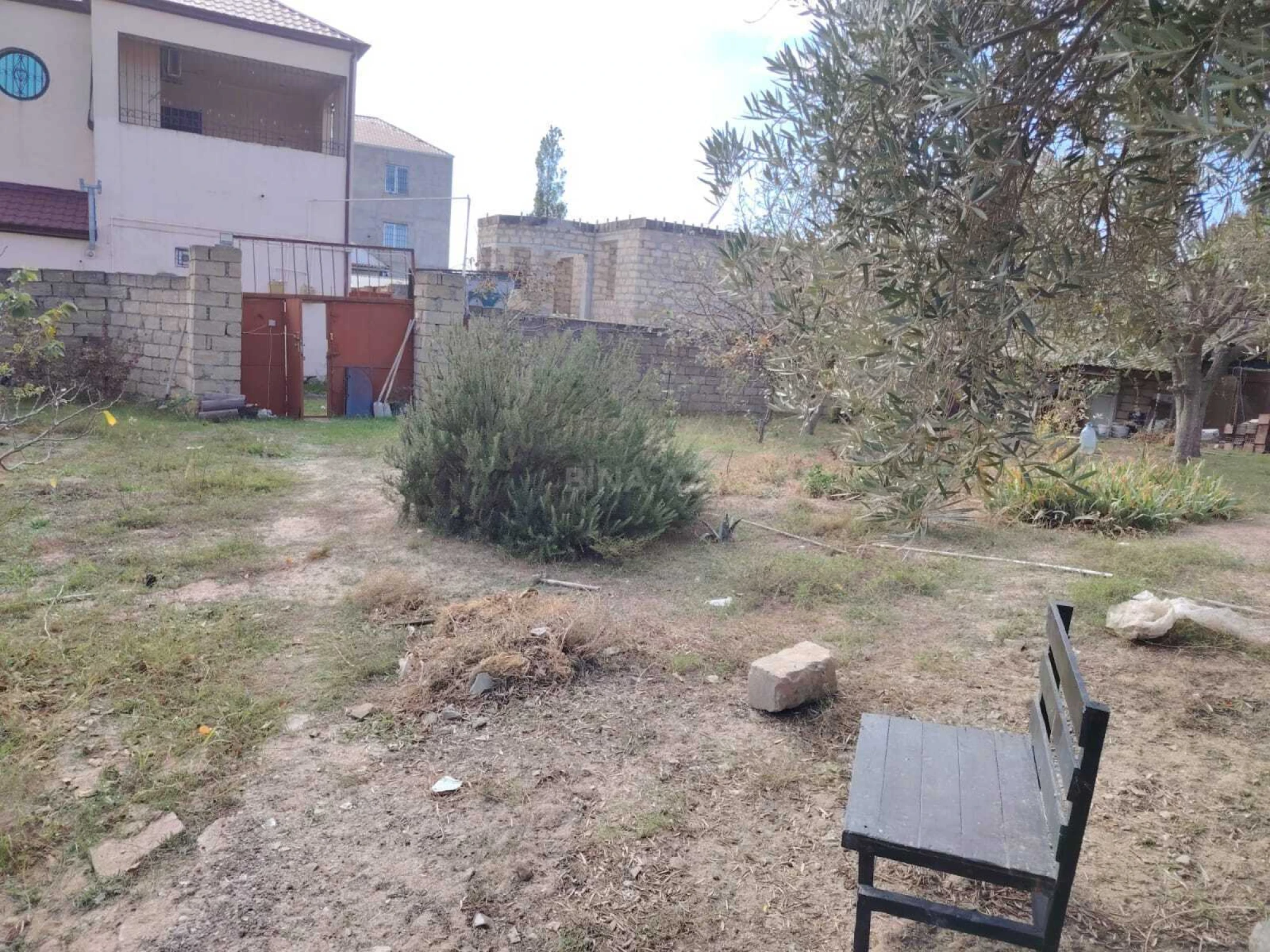 Satılır 4 otaqlı həyət evi 130 m²