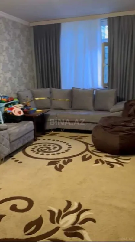 Satılır 4 otaqlı həyət evi 130 m²