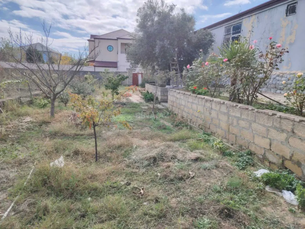Satılır 4 otaqlı həyət evi 130 m²