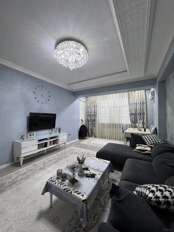 Satılır 2 otaqlı mənzil 92 m²
