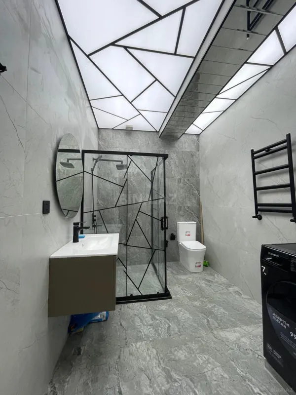 Satılır 4 otaqlı mənzil 150 m²