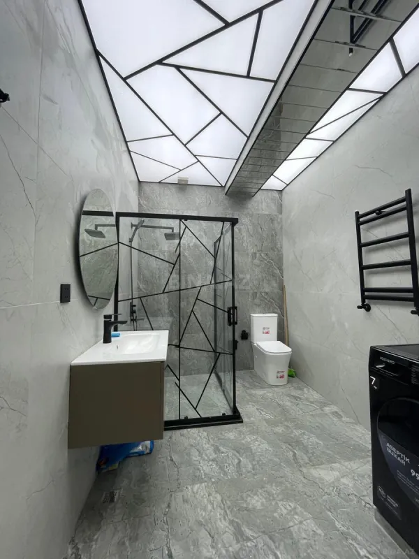 Satılır 4 otaqlı mənzil 150 m²