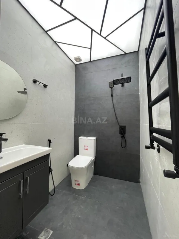 Satılır 4 otaqlı mənzil 150 m²