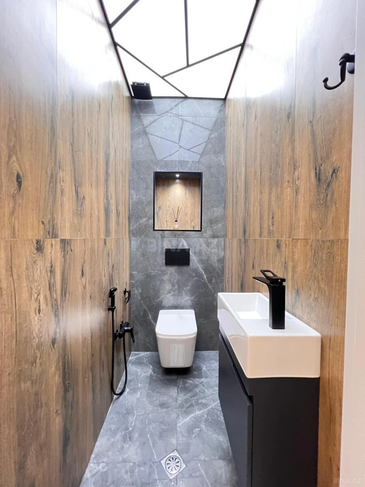 Satılır 3 otaqlı mənzil 88 m²