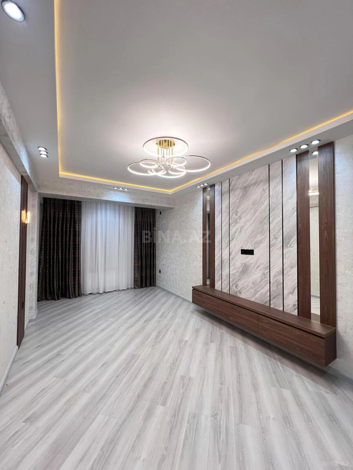 Satılır 3 otaqlı mənzil 88 m²