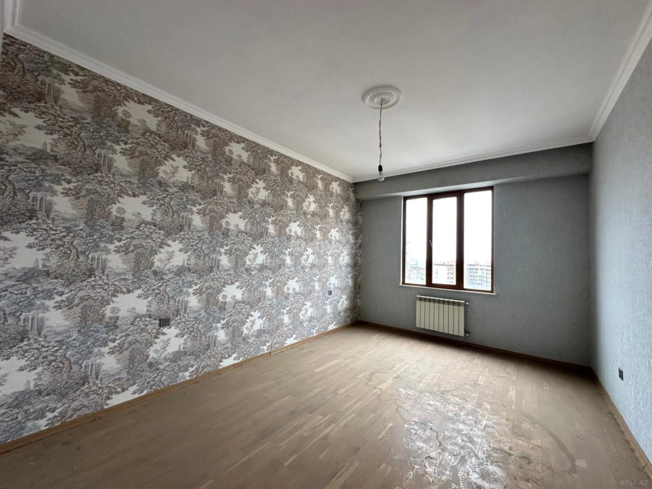 Satılır 3 otaqlı mənzil 106 m²