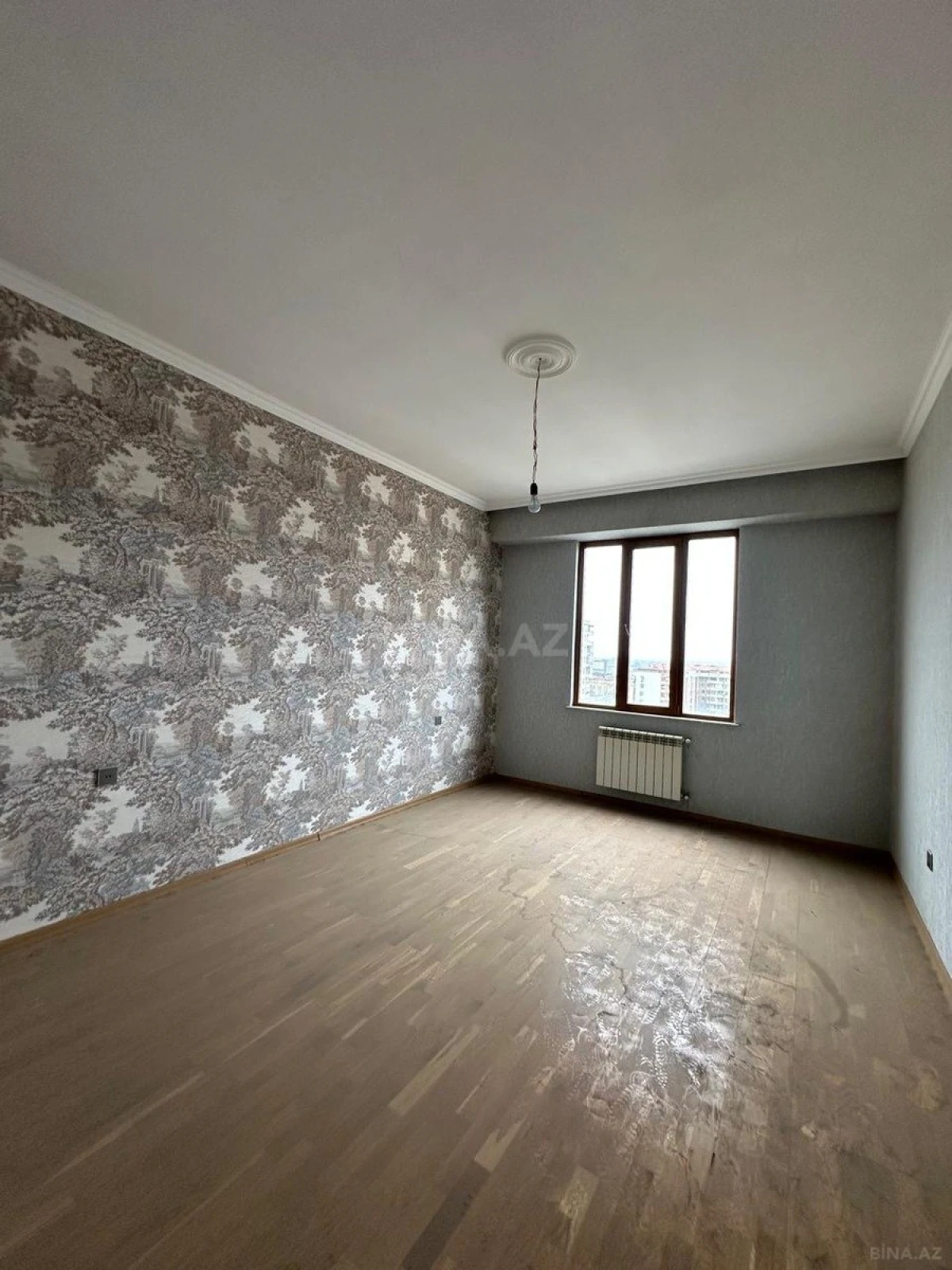 Satılır 3 otaqlı mənzil 106 m²