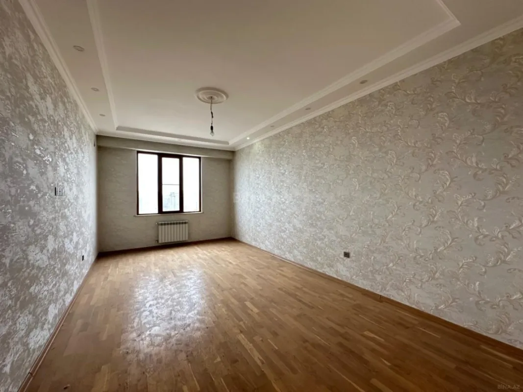 Satılır 3 otaqlı mənzil 106 m²