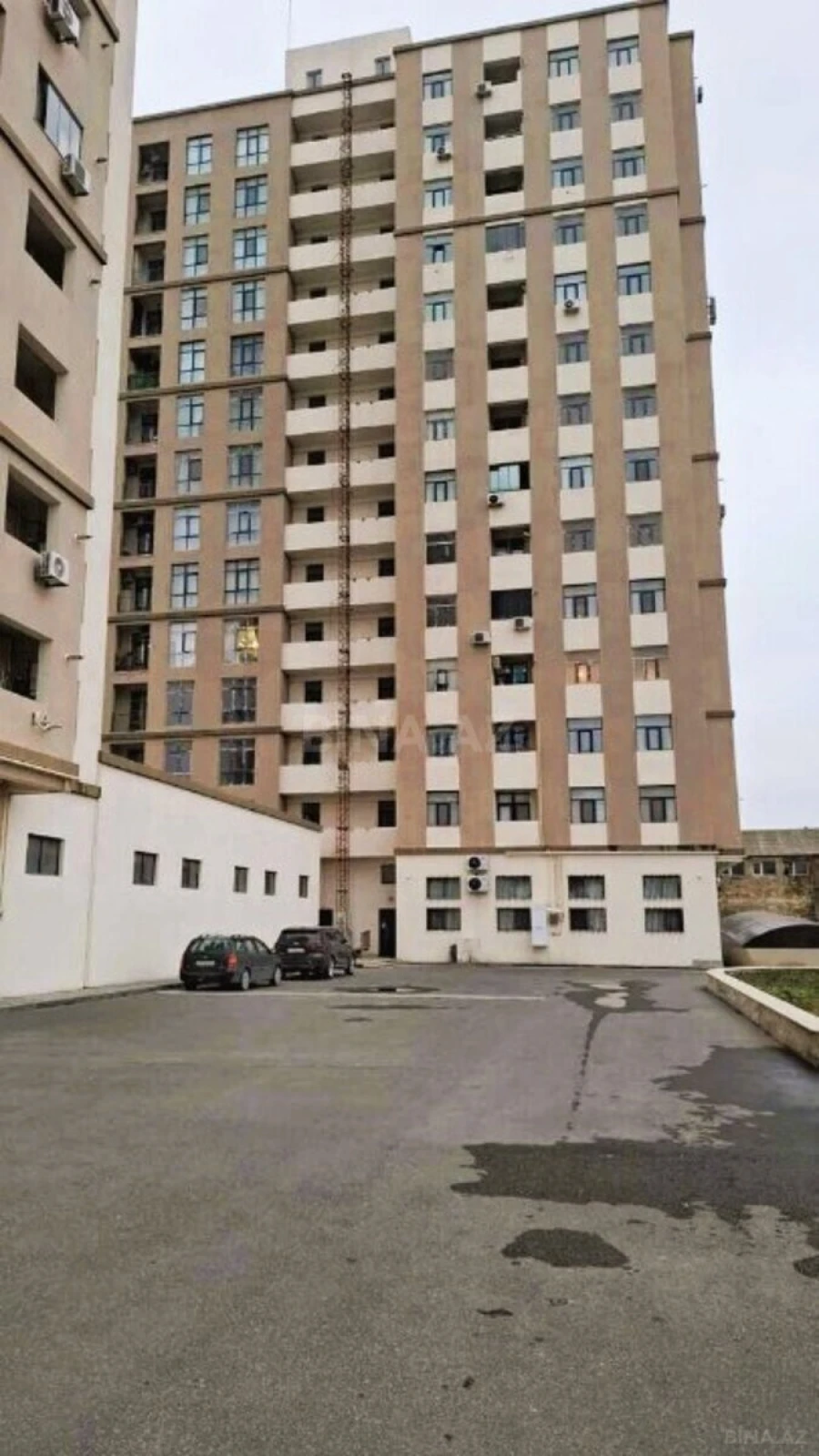 Satılır 1 otaqlı mənzil 50.5 m²