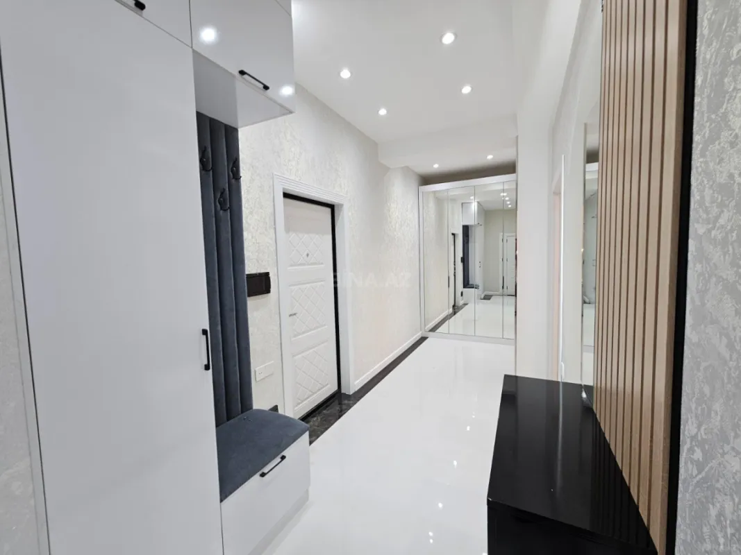 Satılır 2 otaqlı mənzil 85 m²
