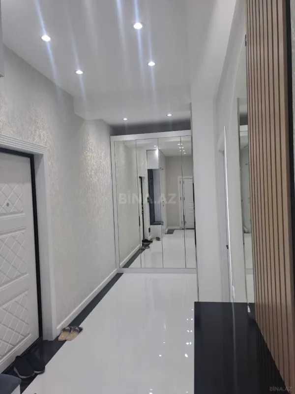 Satılır 2 otaqlı mənzil 85 m²