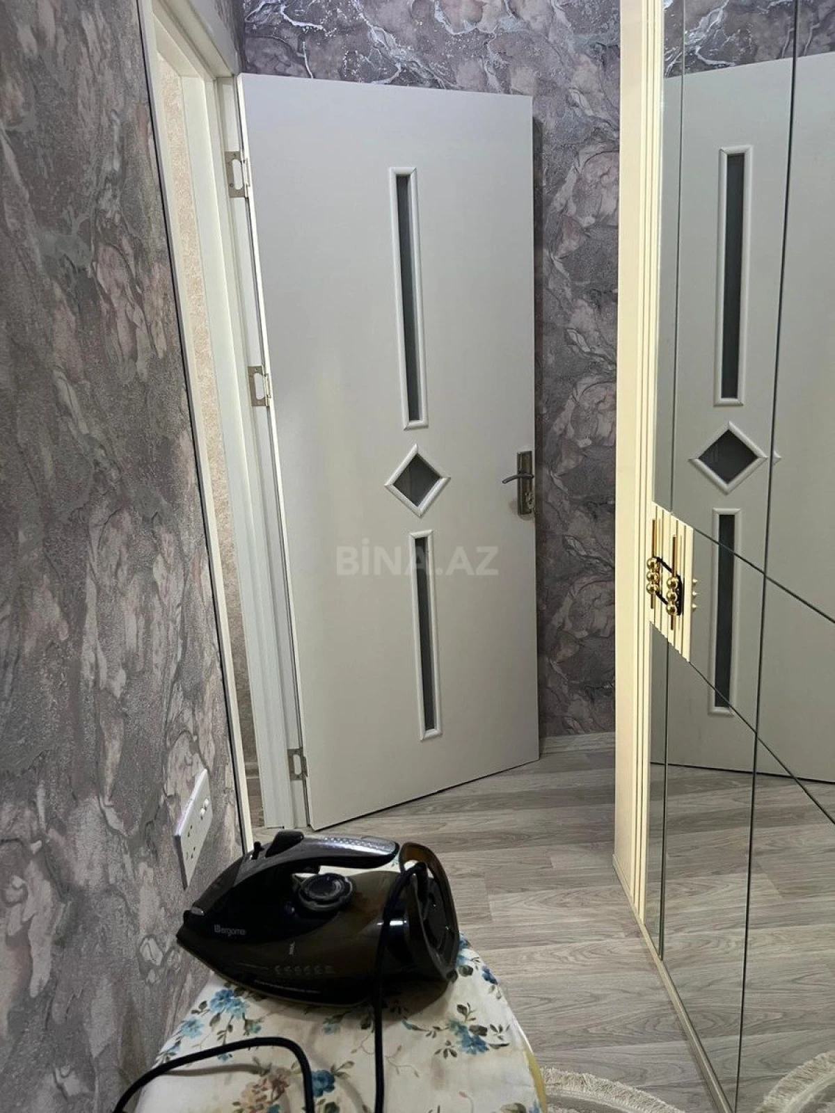 Satılır 2 otaqlı mənzil 55 m²