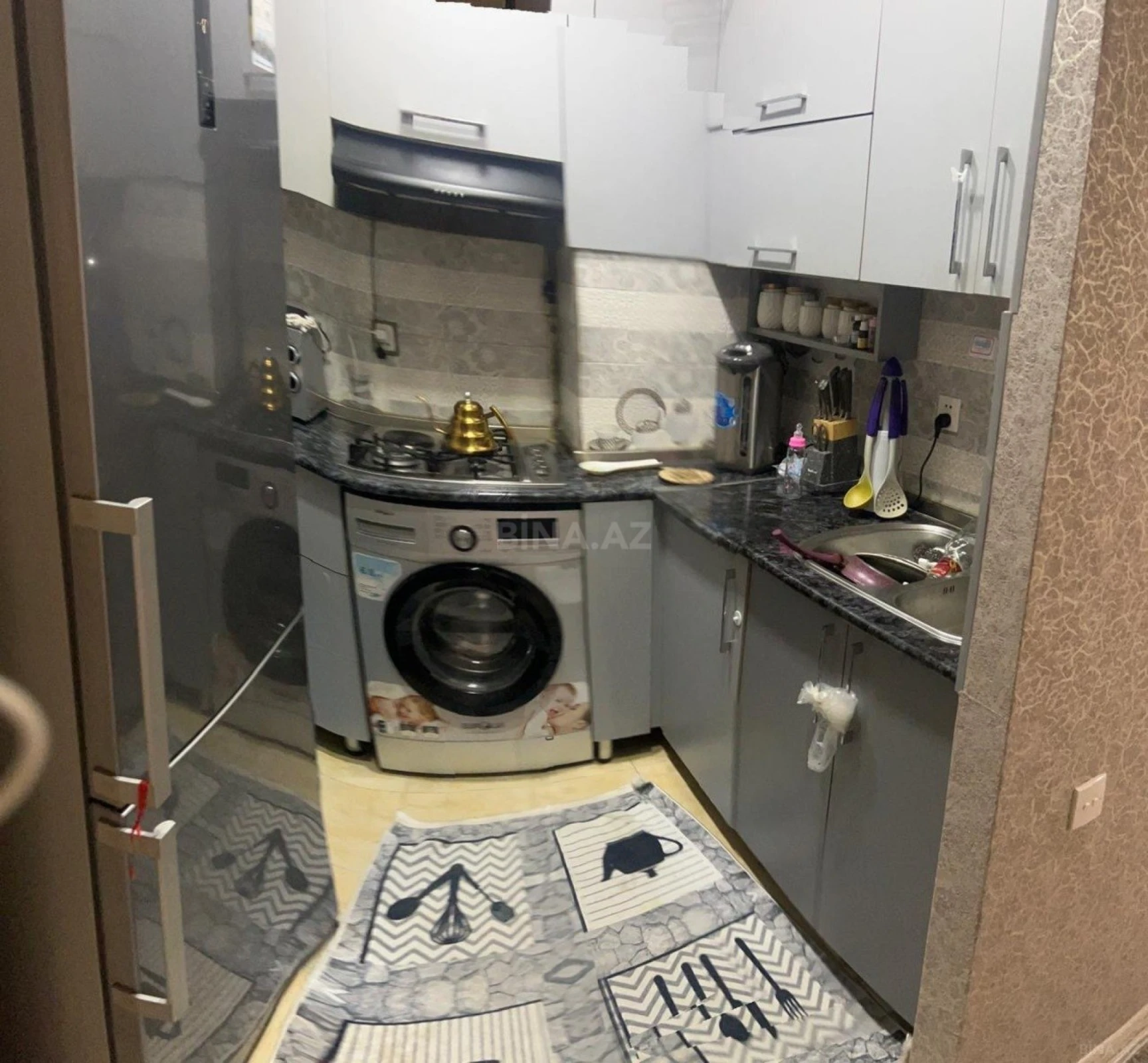 Satılır 2 otaqlı mənzil 55 m²