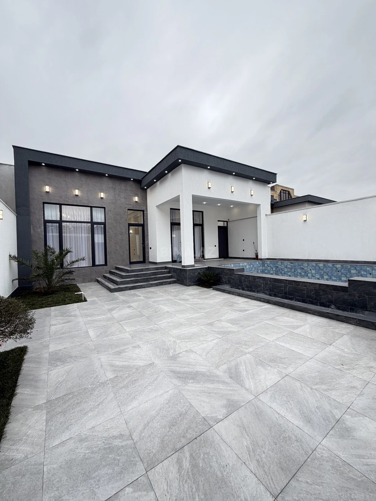 Satılır 4 otaqlı həyət evi 170 m²