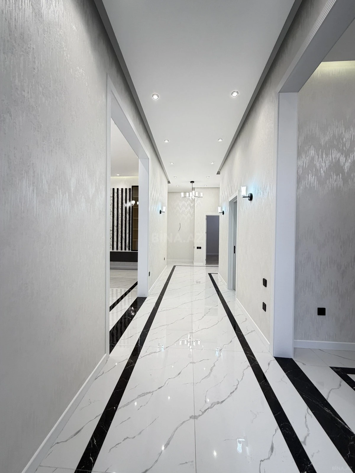 Satılır 4 otaqlı həyət evi 170 m²