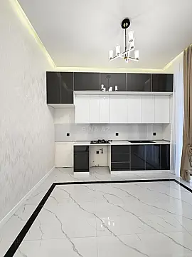 Satılır 4 otaqlı həyət evi 170 m²