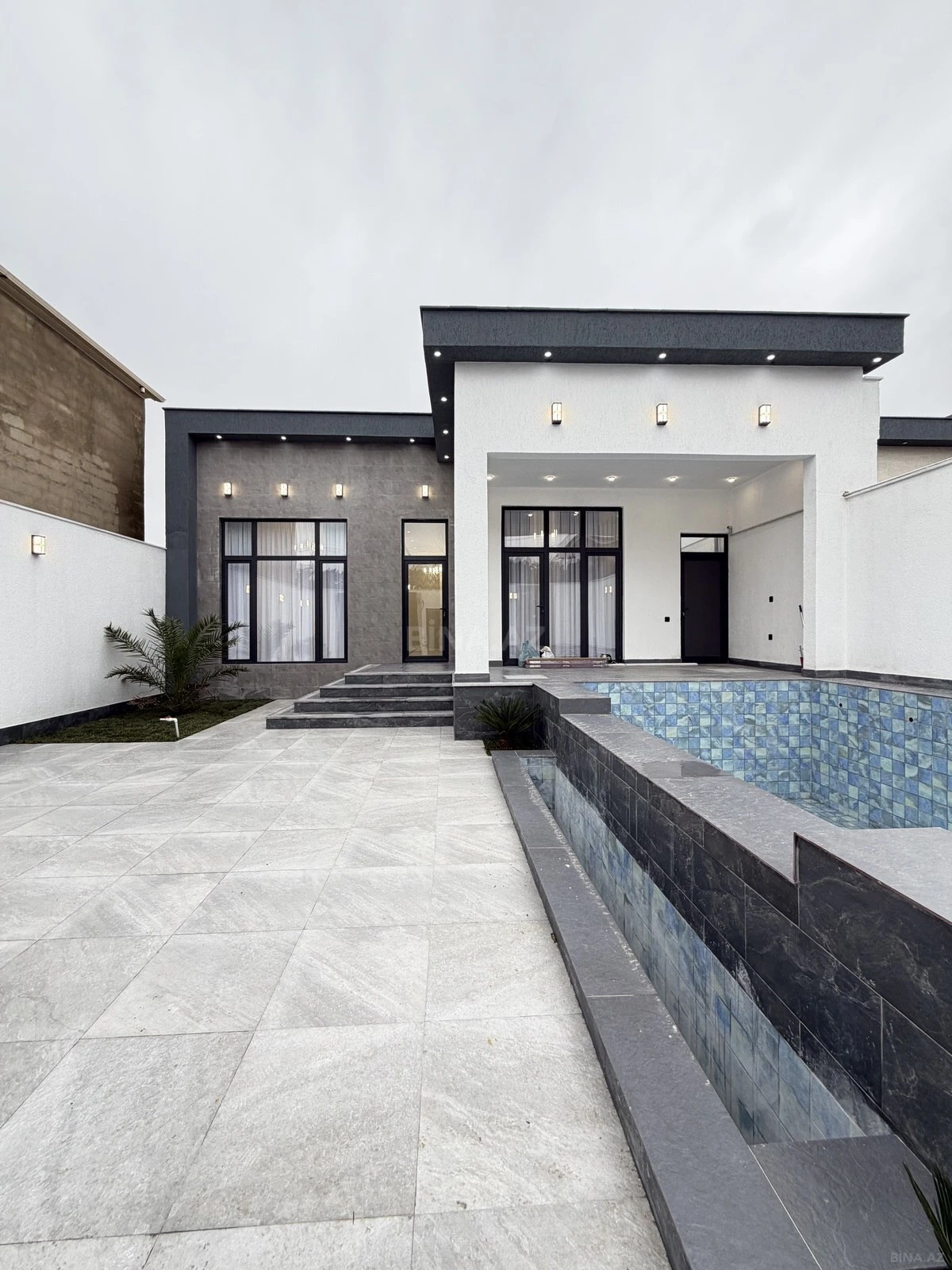 Satılır 4 otaqlı həyət evi 170 m²