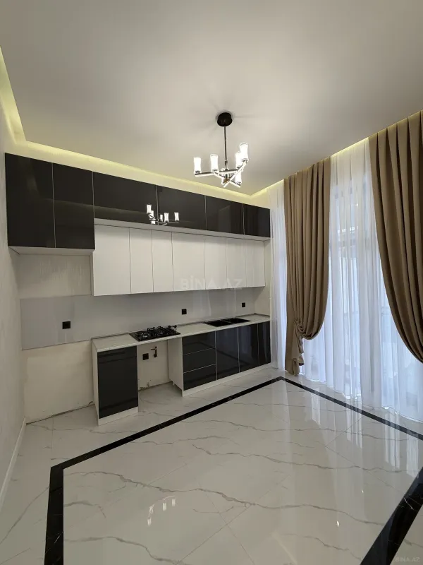 Satılır 4 otaqlı həyət evi 170 m²