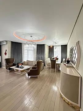 Satılır 3 otaqlı mənzil 160 m² — Bakı, 8-ci kilometr 3 otaq 160.00 m²