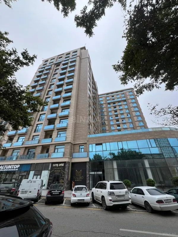 Satılır 2 otaqlı mənzil 65 m²
