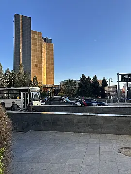 Kirayə verilir 3 otaqlı ofis 57 m²