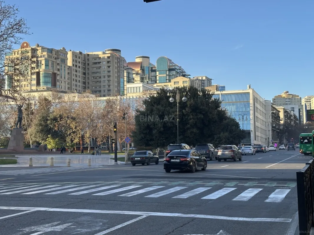 Kirayə verilir 3 otaqlı ofis 57 m²