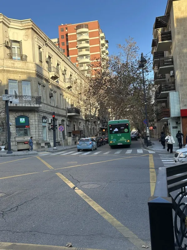 Kirayə verilir 3 otaqlı ofis 57 m²