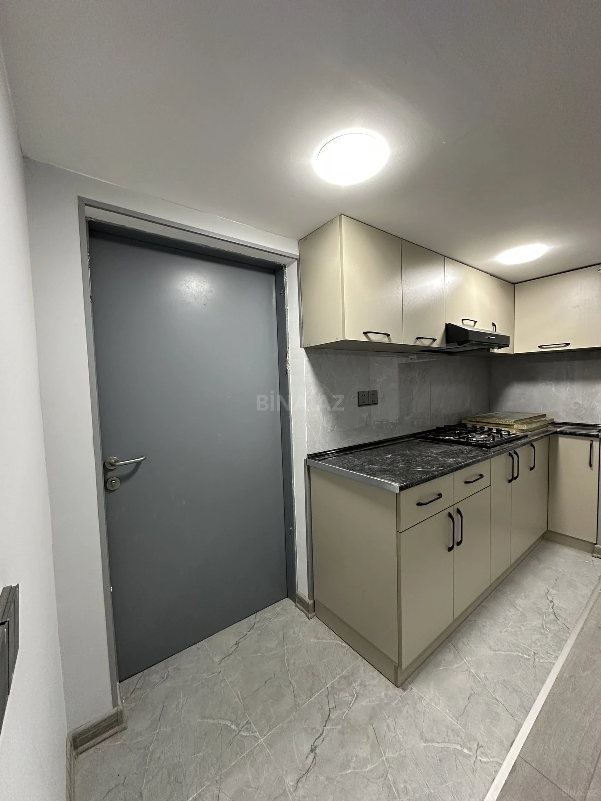 Kirayə verilir 3 otaqlı ofis 57 m²