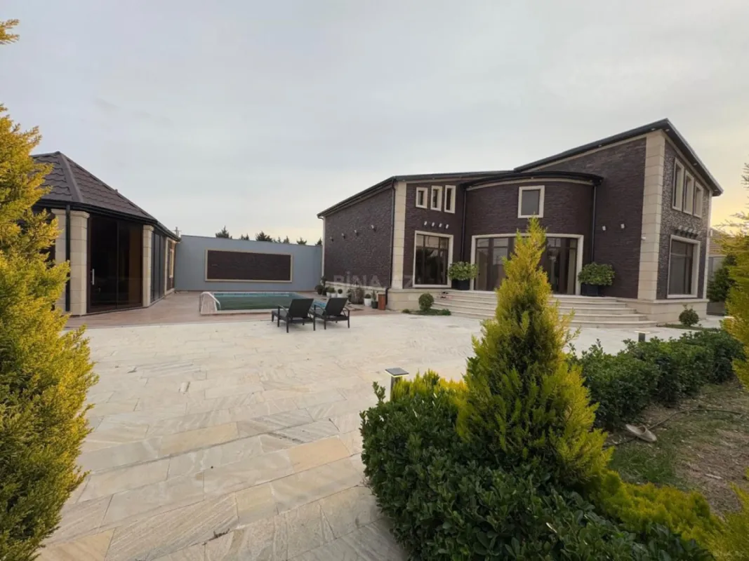 Kirayə verilir 5 otaqlı həyət evi 360 m²