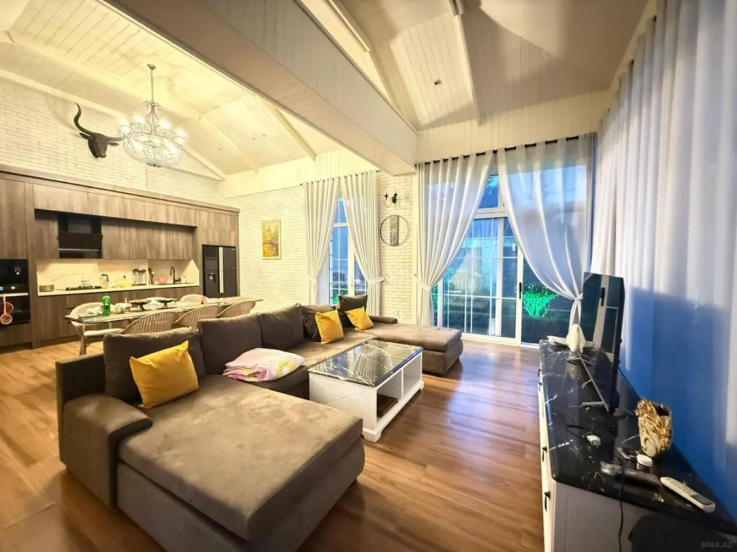 Kirayə verilir 5 otaqlı həyət evi 360 m²