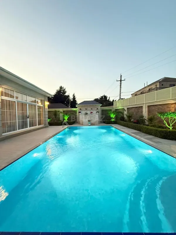 Kirayə verilir 5 otaqlı həyət evi 360 m²