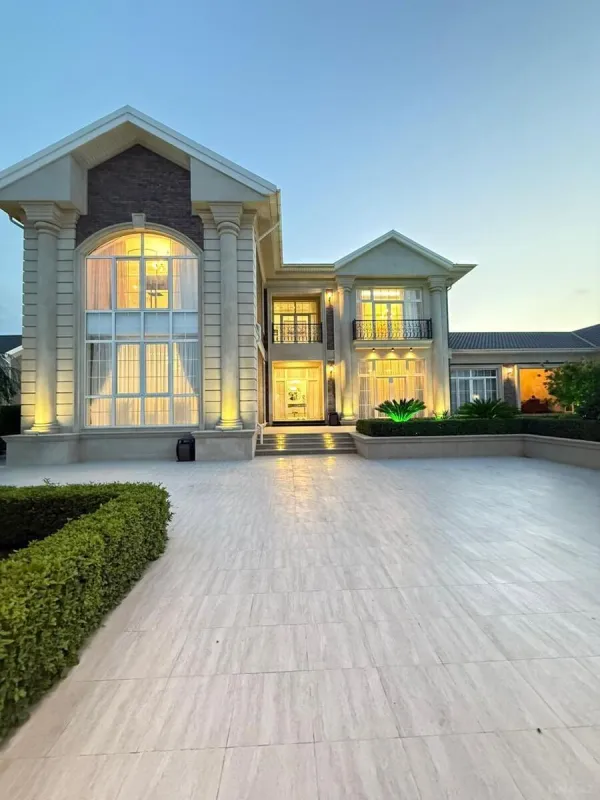 Kirayə verilir 5 otaqlı həyət evi 360 m²