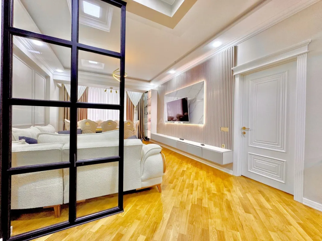 Satılır 2 otaqlı mənzil 75 m²