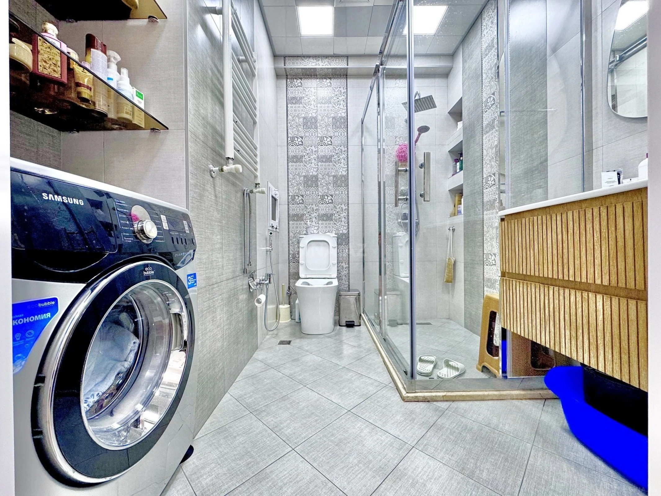 Satılır 2 otaqlı mənzil 75 m²